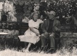 Giovanni e Flavia nel loro giardino, 1991